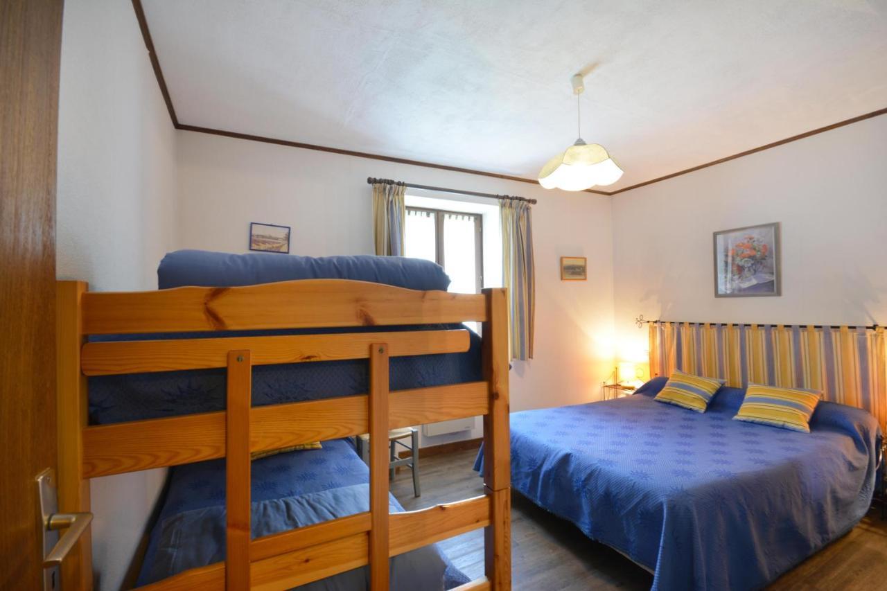 Chambre D'Hotes Au Vieux Chene Grillon Exterior foto